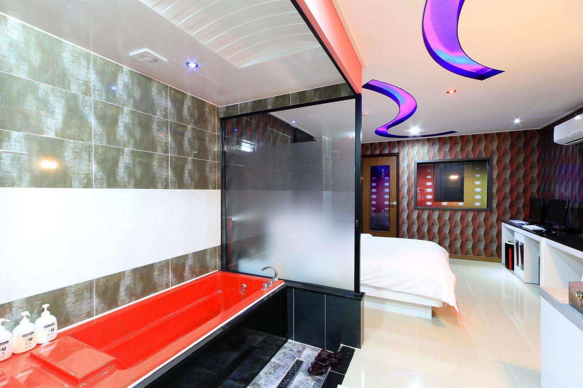 Haeundae Foru Hotel Pusan Zewnętrze zdjęcie